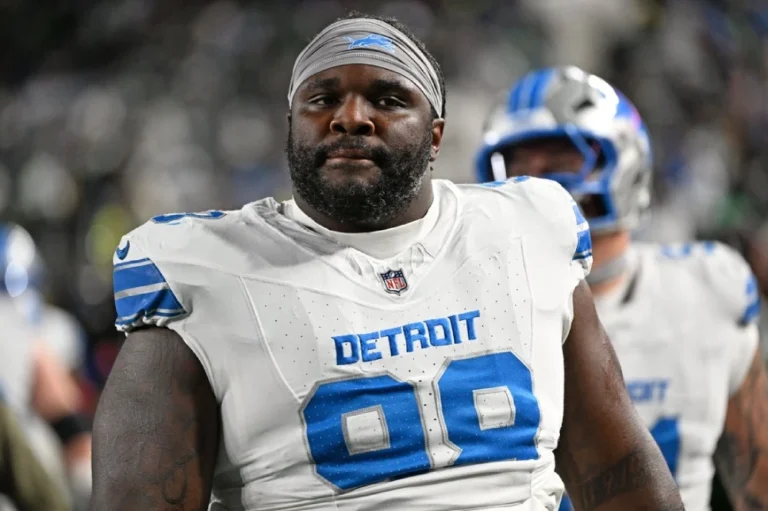 Defensive Tackle D.J. Reader